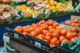 Ритейлеры не смогут возвращать сельхозпродукцию производителям, а хозяйственные товарищества будут считаться малыми предприятиями
